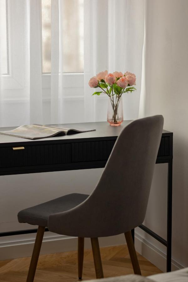 Stylish Apartment Heart Of Warsaw By Noclegi Renters Exteriör bild